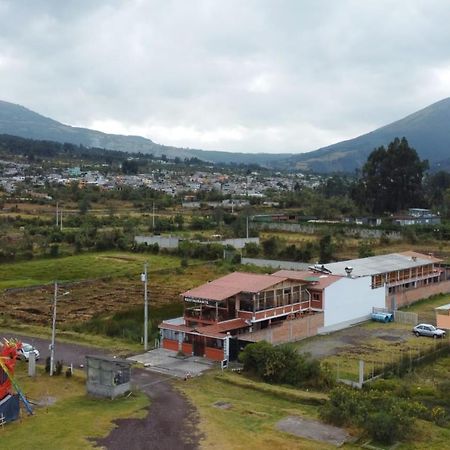 Hotel Brisas Del Lago San Pablo Otavalo Exterior foto